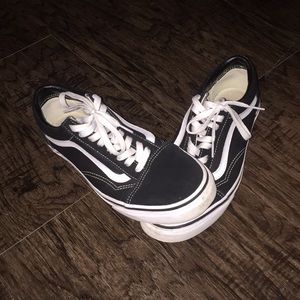 Vans Sk8 Mid Top- Rarely worn